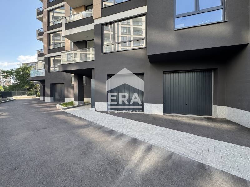 Til leje  Garage Sofia , Bakston , 22 kvm | 62362575