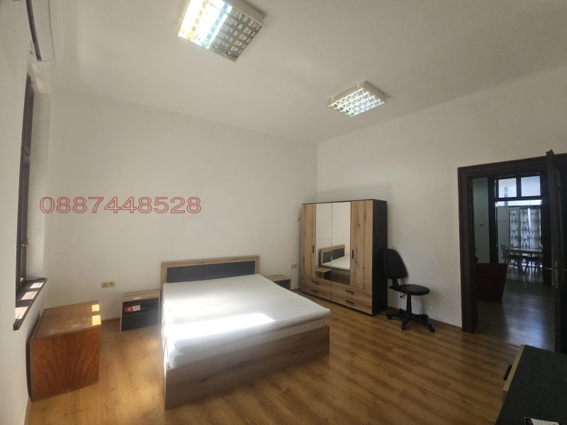 Дава под наем  3-стаен град Бургас , Център , 55 кв.м | 77135467 - изображение [2]