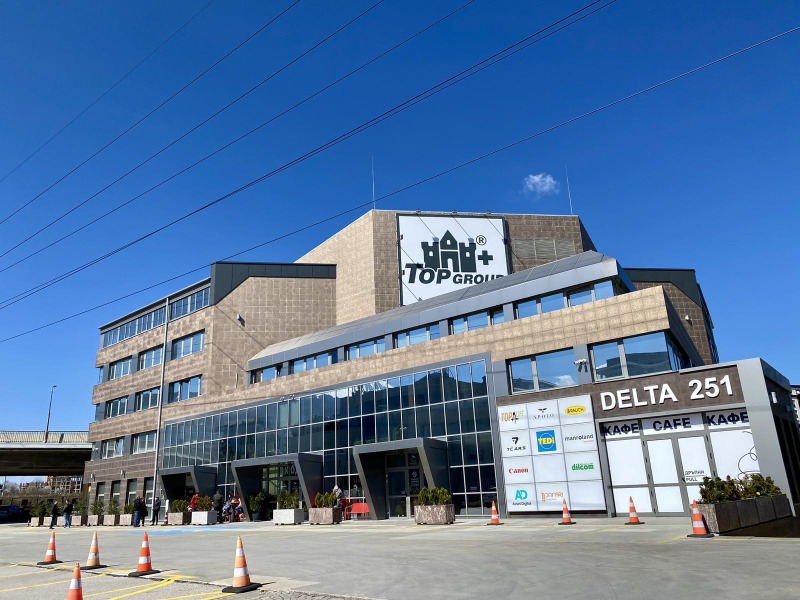 Te huur  Winkel Sofia , Mladost 4 , 398 m² | 55487298