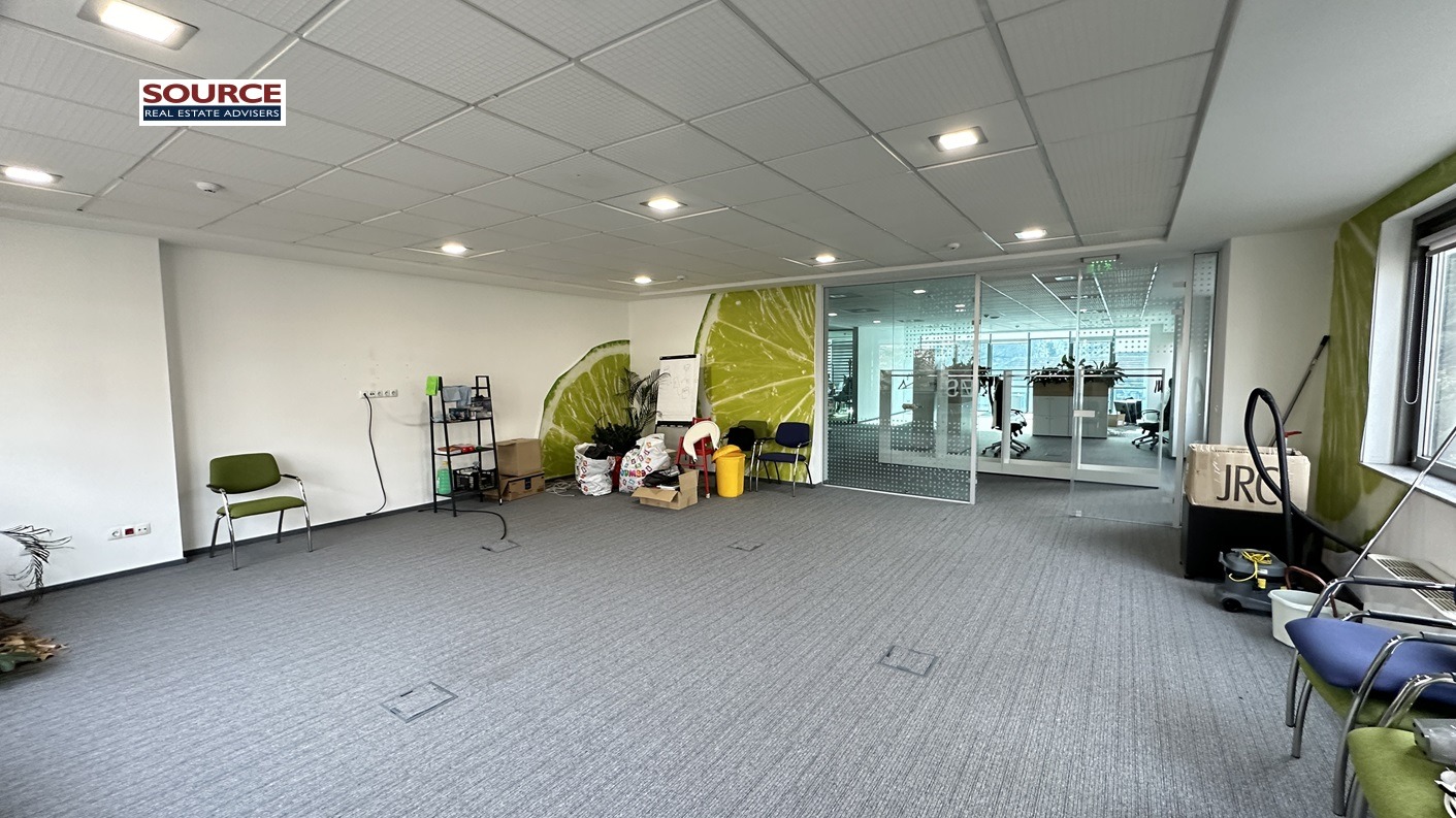 Дава под наем ОФИС, гр. София, Гео Милев, снимка 11 - Офиси - 54079517