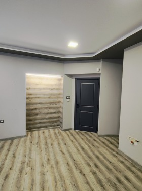 ���� ��� ���� 3-����� | Imot.bg � ����� ������ 12