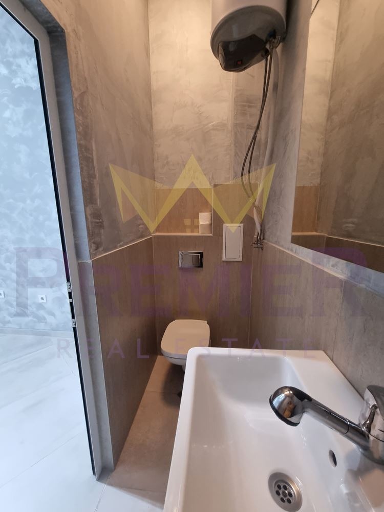Vuokrattavana  Myymälä Varna , Tsentralna pošta , 18 neliömetriä | 36457623 - kuva [6]