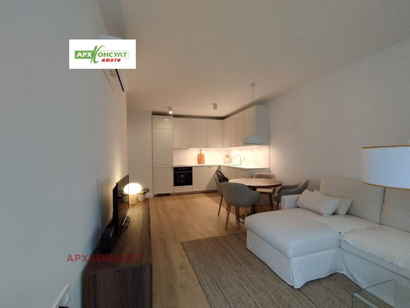 Para alugar  1 quarto Sofia , Dianabad , 60 m² | 49251456