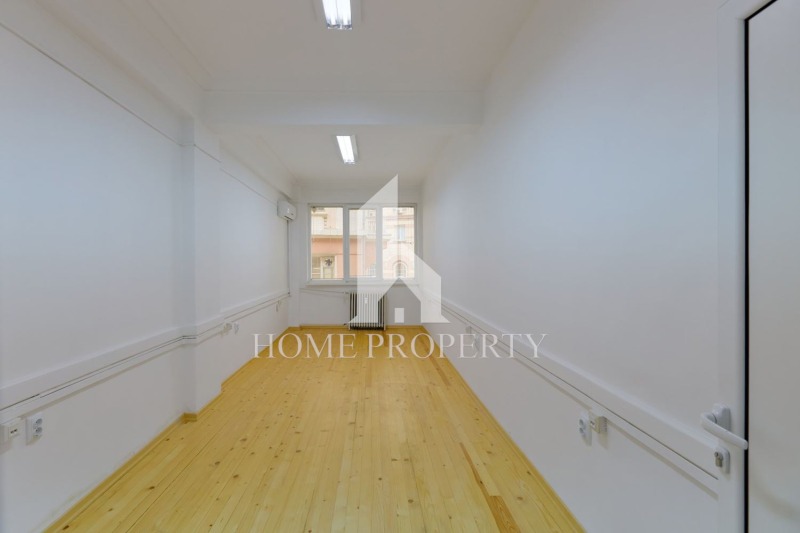 De inchiriat  Birou Sofia , Țentâr , 143 mp | 70846104 - imagine [6]