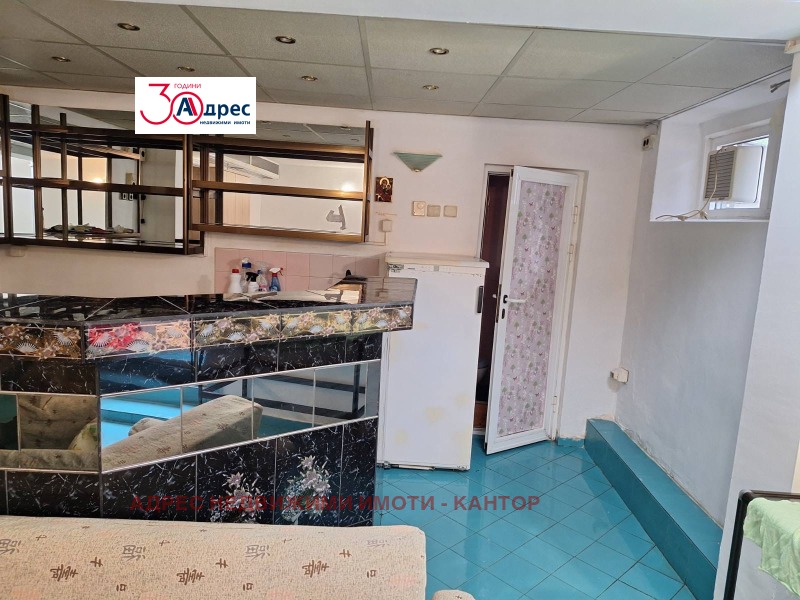Дава под Наем ОФИС в град Пазарджик, Център - 30 кв.м / 153.39 € » 300 лв., АДРЕС НЕДВИЖИМИ ИМОТИ - КАНТОРА ПАЗАРДЖИК