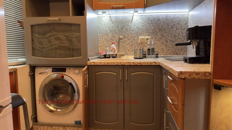 Дава под наем 2-СТАЕН, гр. Бургас, Сарафово, снимка 2 - Апартаменти - 51165595