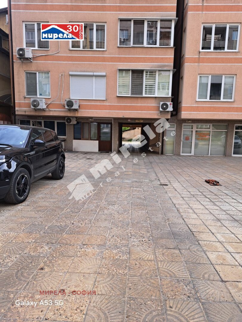 Do wynajęcia  Parcheggio Sofia , Baniszora , 25 mkw | 26239327 - obraz [2]
