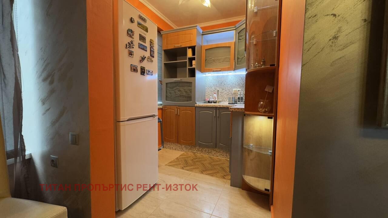 Дава под наем 2-СТАЕН, гр. Бургас, Сарафово, снимка 2 - Апартаменти - 51165595