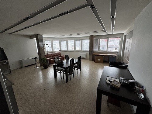 A louer  Bureau Plovdiv , Brezovsko chose , 142 m² | 62702821