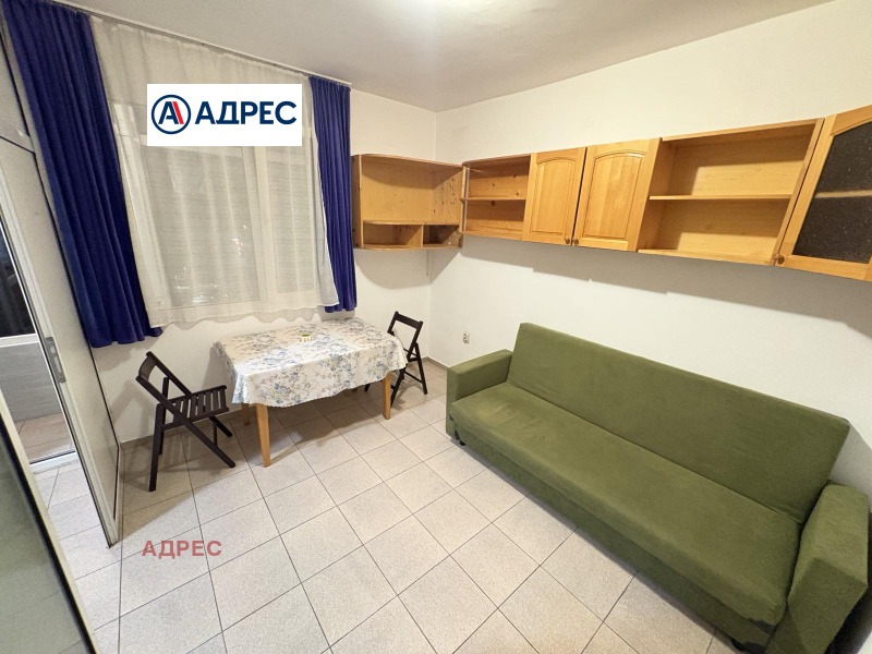 Под наем 2-СТАЕН, град Варна, Базар Левски • 700 лв. / 357.90 € • 24371418 1