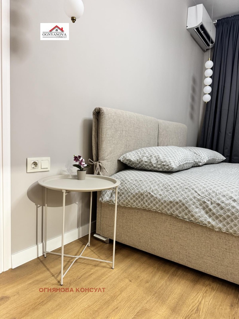 Издаје се  2 спаваће собе Софија , Лозенец , 70 м2 | 59259919 - слика [2]