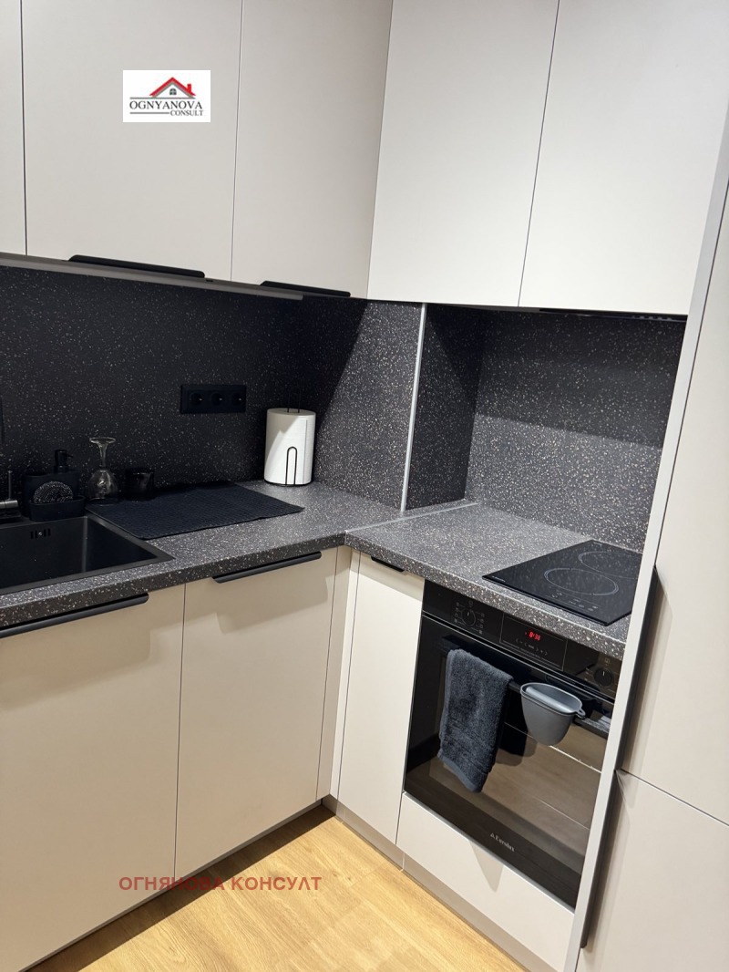 Издаје се  2 спаваће собе Софија , Лозенец , 70 м2 | 59259919 - слика [6]