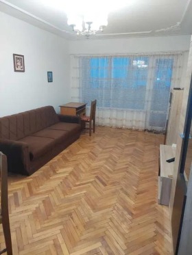 1 спаваћа соба Левски 1, Варна