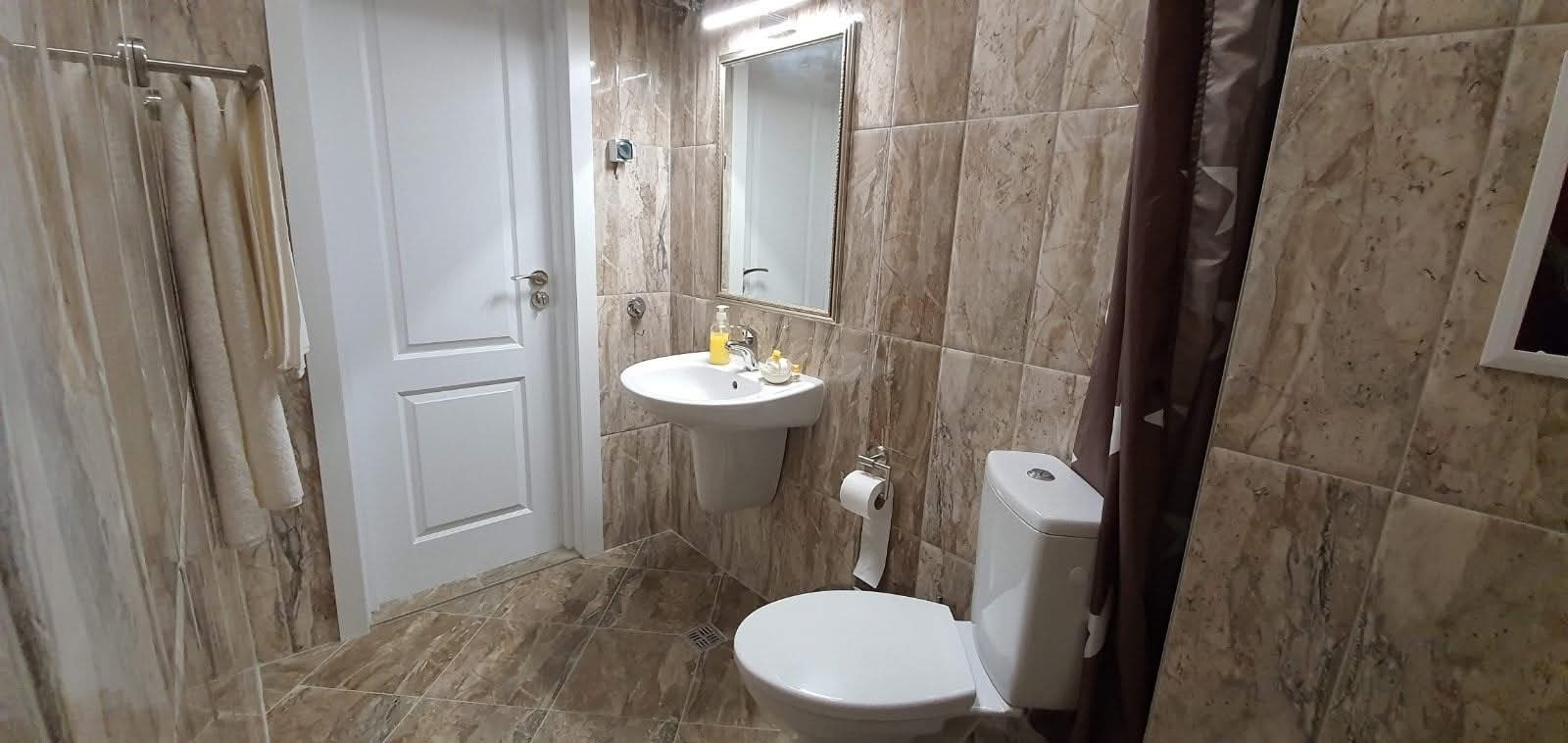 Дава под наем 2-СТАЕН, гр. Бургас, Сарафово, снимка 4 - Апартаменти - 56302503