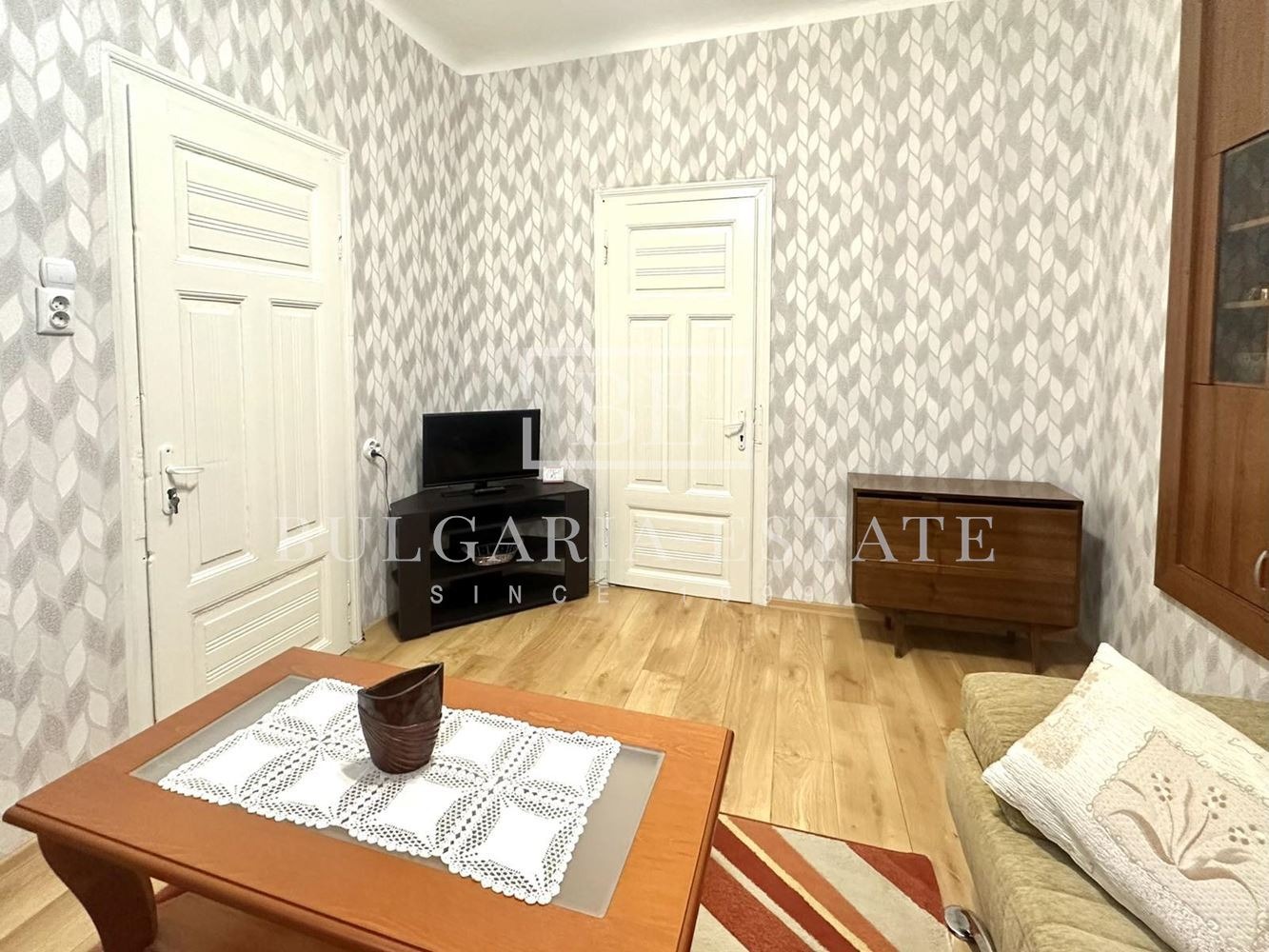 Дава под наем 2-СТАЕН, гр. Варна, Център, снимка 2 - Апартаменти - 54367810