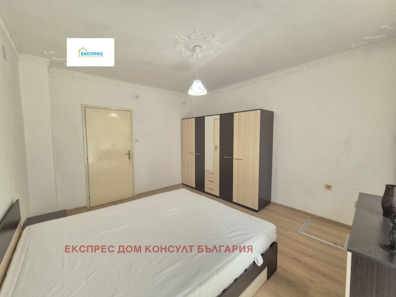 De inchiriat  2 dormitoare Sofia , Zona B-19 , 100 mp | 17639086 - imagine [4]