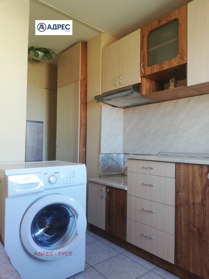 Дава под наем АТЕЛИЕ, ТАВАН, гр. Русе, Център