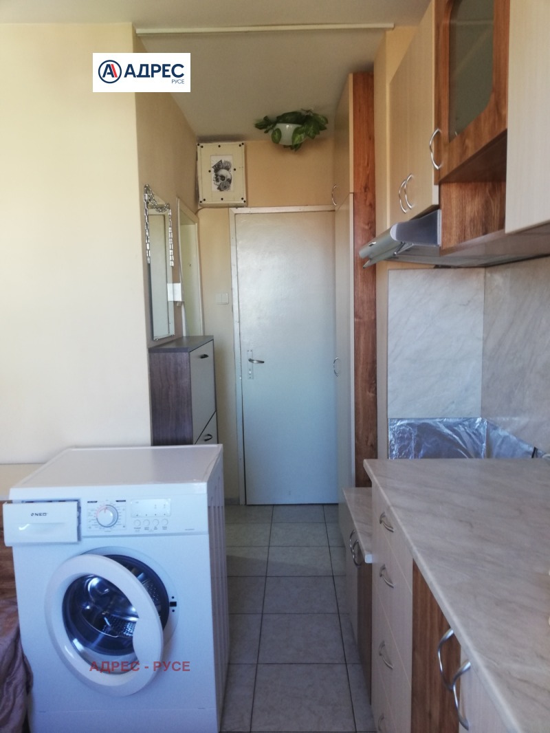 Дава под наем АТЕЛИЕ, ТАВАН, гр. Русе, Център, снимка 3 - Апартаменти - 53563176