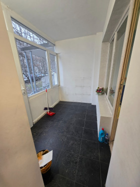 ���� ��� ���� 3-����� | Imot.bg � ����� ������ 9