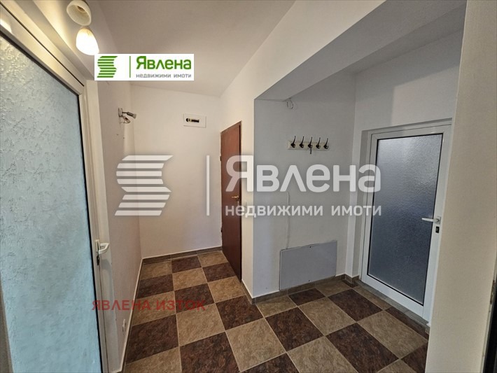 K pronájmu  2 ložnice Sofia , Borovo , 130 m2 | 65669105 - obraz [7]