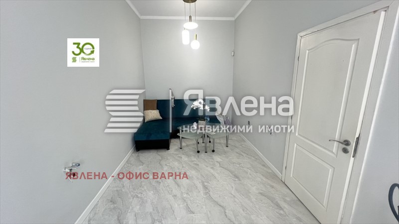 Дава под наем МАГАЗИН, гр. Варна, Колхозен пазар, снимка 2 - Магазини - 55892655