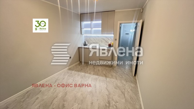 Дава под наем МАГАЗИН, гр. Варна, Колхозен пазар, снимка 6 - Магазини - 55892655