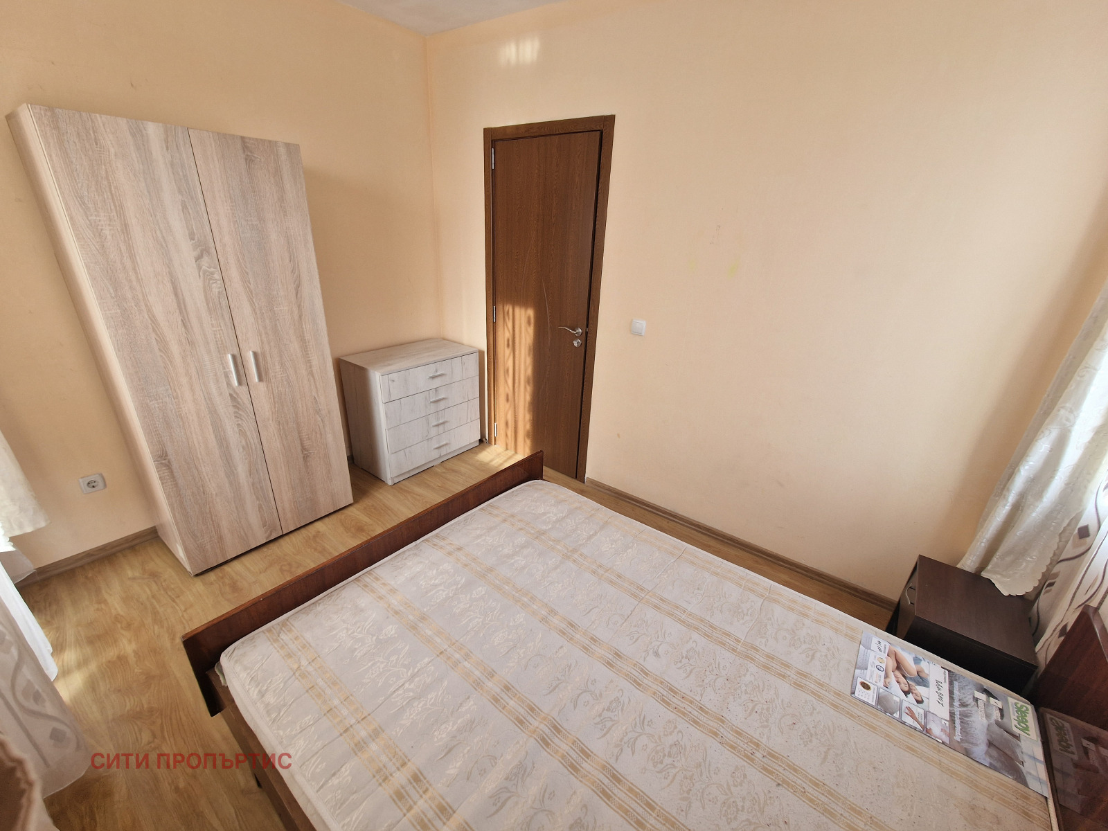 Дава под наем 3-СТАЕН, гр. Благоевград, Широк център, снимка 2 - Апартаменти - 53682517