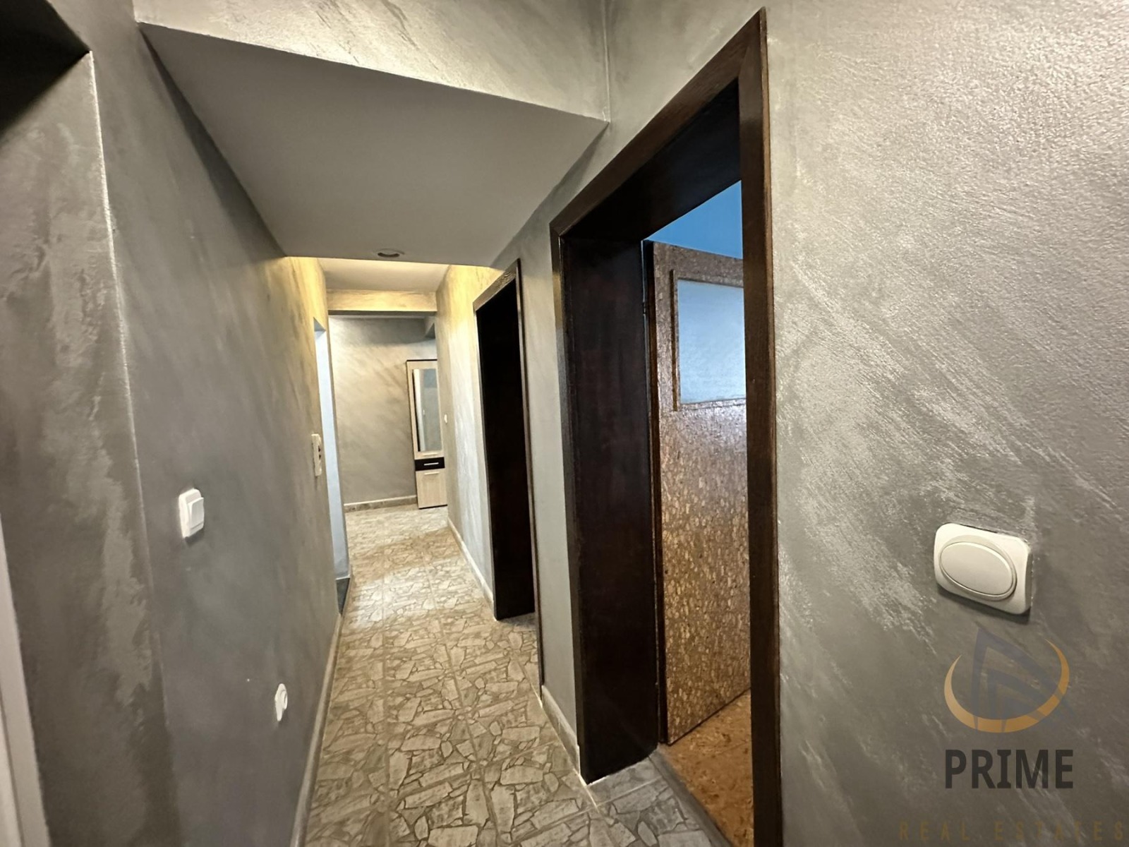 Дава под наем 3-СТАЕН, гр. Бургас, Център, снимка 6 - Апартаменти - 54148079