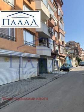 Гараж Център, Варна