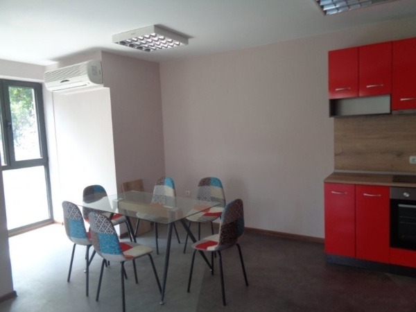 Дава под нем  3-стаен, град Пловдив, Мараша •  625 EUR • ID 21811803 — holmes.bg - [1] 