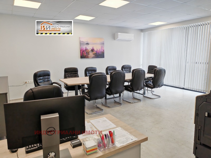 Дава под Наем ОФИС в град Пловдив, Индустриална зона - Юг - 260 кв.м / 1 560 € » 3 051.09 лв., ИНДУСТРИАЛНИ ИМОТИ
