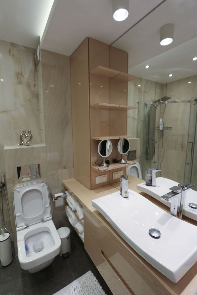 Дава под наем 3-СТАЕН, гр. София, Зона Б-5, снимка 2 - Апартаменти - 53537068