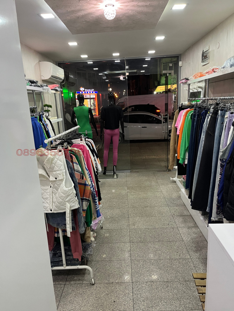 Дава под наем МАГАЗИН, гр. Пловдив, Център, снимка 5 - Магазини - 52784918