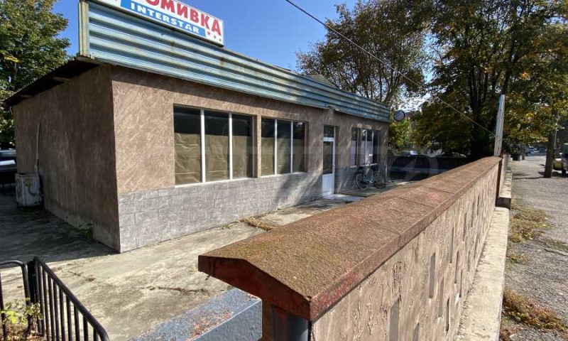 Дава под Наем ЗАВЕДЕНИЕ в град Видин, Кумбаир - 100 кв.м / 355 € » 694.32 лв., СУПРИММО ОФИСИ В СТРАНАТА