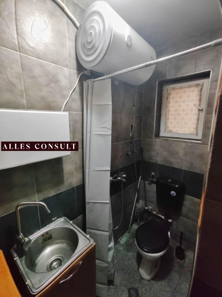 Под наем 1-СТАЕН, град София, Център • 300 € / 586.75 лв. • 16480269 1