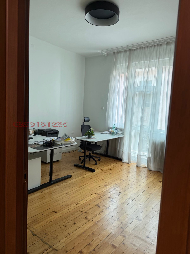 Da affittare  3 camere da letto Sofia , Tsentar , 110 mq | 49168767 - Immagine [11]