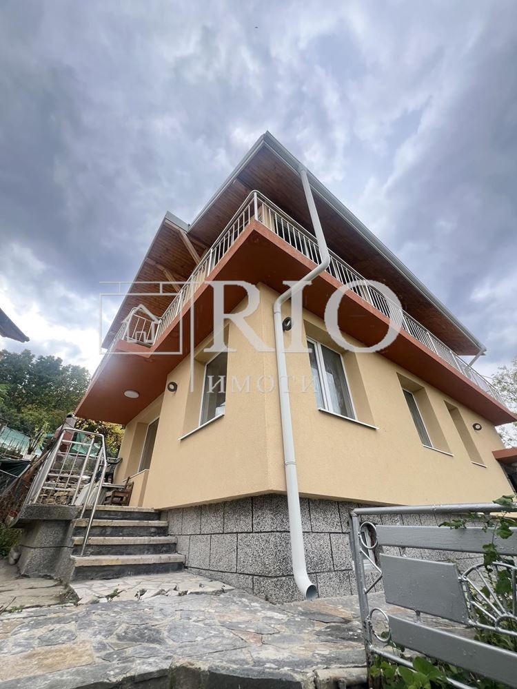 Дава под наем КЪЩА, с. Извор, област Пловдив, снимка 14 - Къщи - 52132614