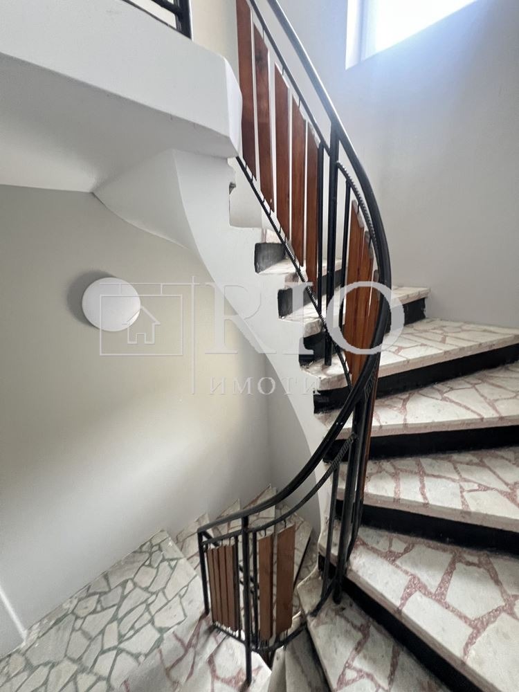 Дава под наем КЪЩА, с. Извор, област Пловдив, снимка 8 - Къщи - 52132614