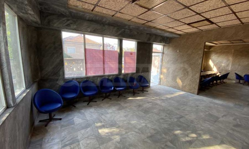 En renta  Bar; Cafetería Vidin , Kumbair , 100 metros cuadrados | 78085661 - imagen [5]