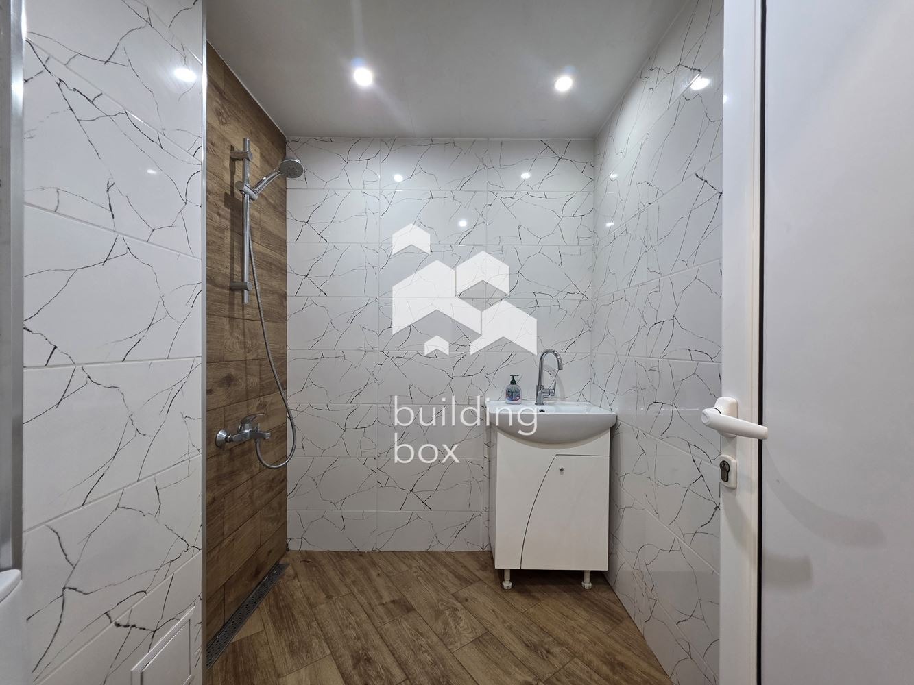 Дава под наем 3-СТАЕН, гр. София, Слатина, снимка 11 - Апартаменти - 54222666