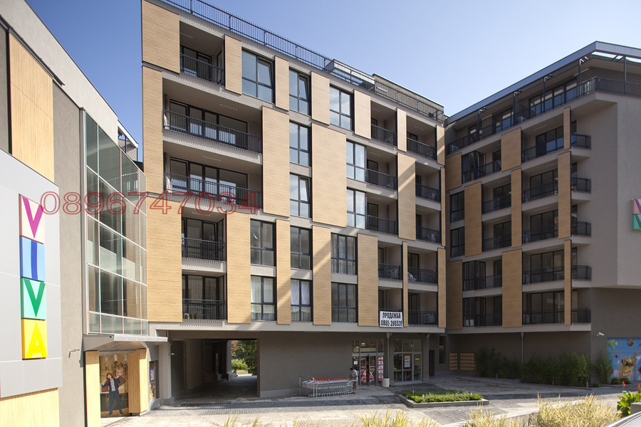 Дава под наем ГАРАЖ, ПАРКОМЯСТО, гр. Варна, Левски 1