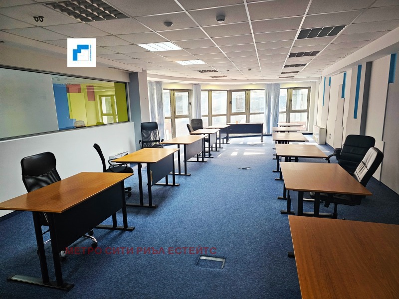 Zu vermieten  Büro Sofia , Mladost 3 , 917 qm | 50885475