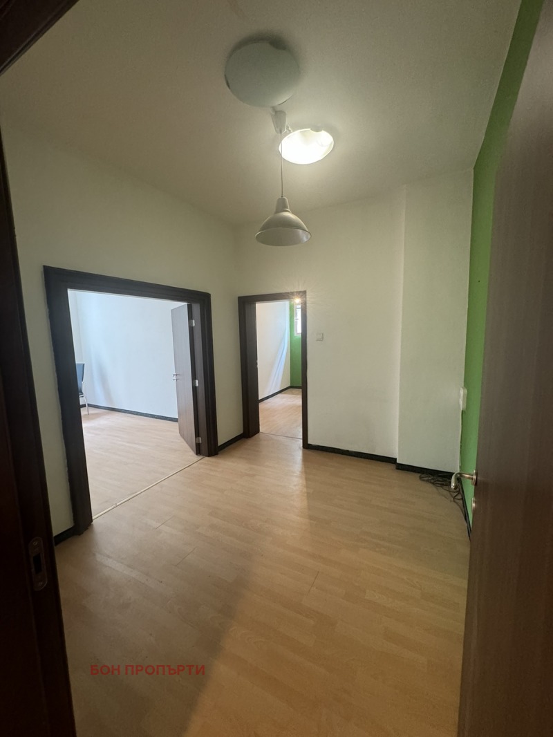 Te huur  Kantoor Sofia , Tsentar , 90 m² | 29442386 - afbeelding [3]