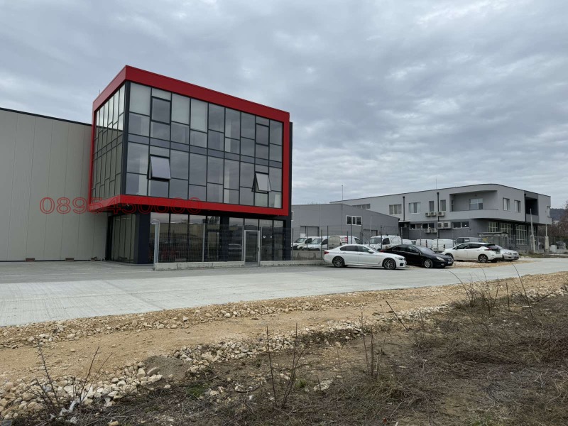 Дава под наем МАГАЗИН, гр. Варна, Метро, снимка 2 - Магазини - 52783261