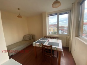 2 quartos Medicinska akademiia, Sofia 2