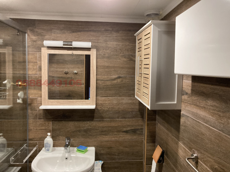 Дава под наем КЪЩА, с. Ушинци, област Разград, снимка 14 - Къщи - 52855282