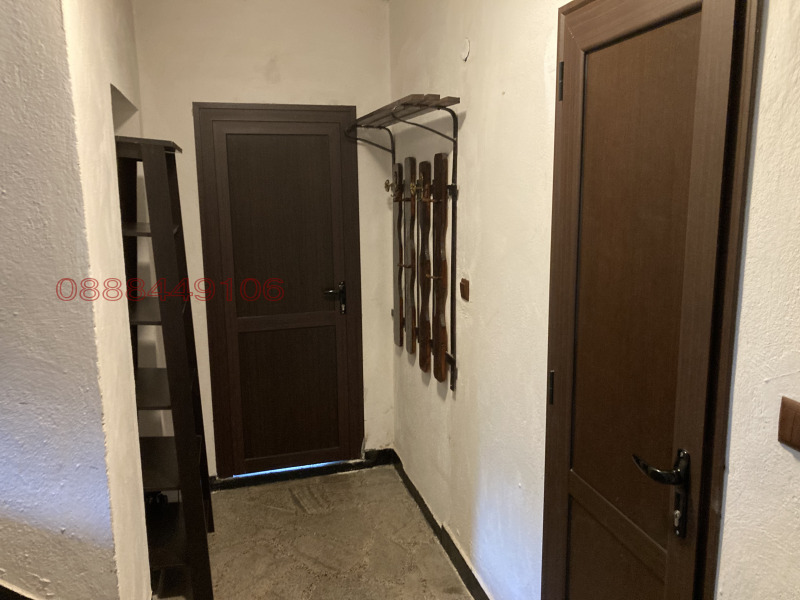 Дава под наем КЪЩА, с. Ушинци, област Разград, снимка 17 - Къщи - 52855282