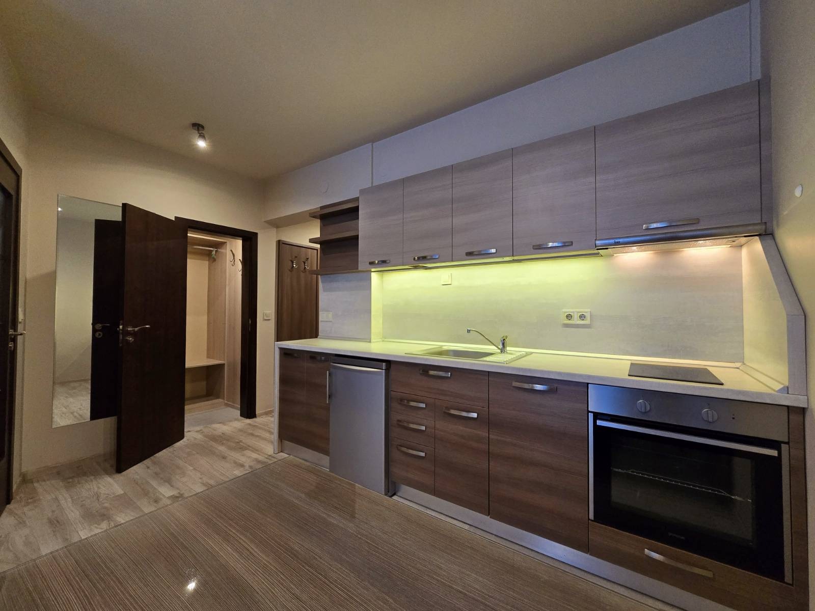 Дава под наем 2-СТАЕН, гр. София, Белите брези, снимка 3 - Апартаменти - 54263645