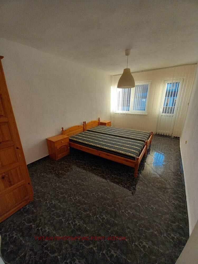 Издаје се  2 спаваће собе Бургас , Вазраждане , 80 м2 | 63246621 - слика [3]
