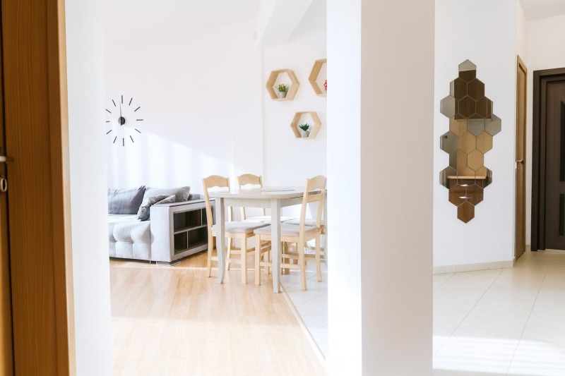 Дава под наем 3-СТАЕН, гр. Пловдив, Тракия, снимка 3 - Апартаменти - 52647110